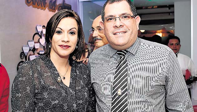 9. Marcy Bolaños y Randal Argüello.