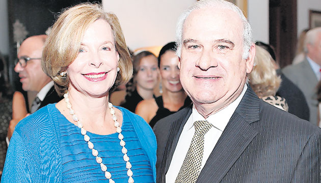 2. Michelle Canavaggio y Juan Canavaggio.