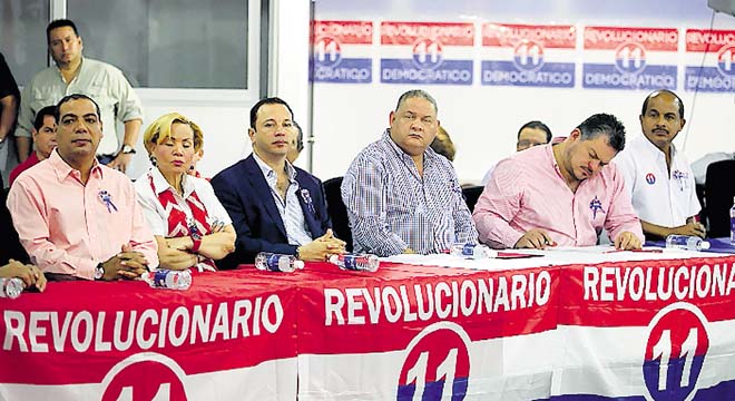 Los diez miembros del CEN serán reemplazados en 2015.( Carlos Lemos)