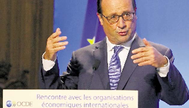 Hollande traslada la solidaridad de Francia a Canadá por el tiroteo ()