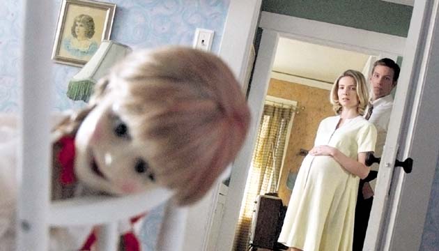 Annabelle cambia de posición y asusta a una familia.