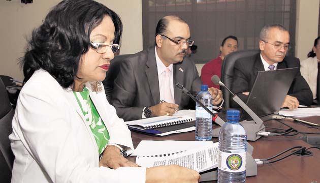 La Constitución establece la fecha de inicio de funciones del contralor