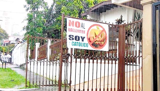 Familias panameñas dejan claro su rechazo a esta festividad.(Edwin González)