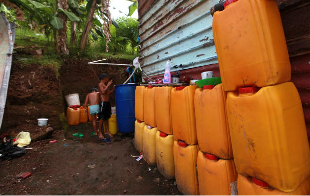 Recorridos distantes con el fin de obtener el vital liquido. Foto/Edwin González