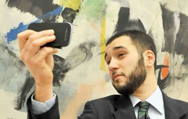 Selfie con arte moderno