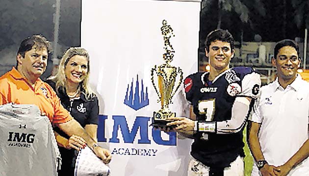 La estrella de los Fighting Owls, el Jugador Más Valioso de la liga