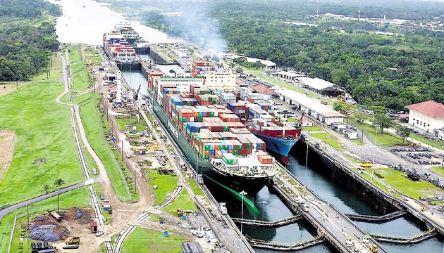 Los poetas escribieron sobre el Canal de Panamá.