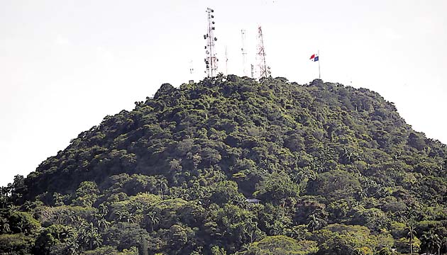 Amelia Deniz de Icaza inmortalizó el cerro Ancón.