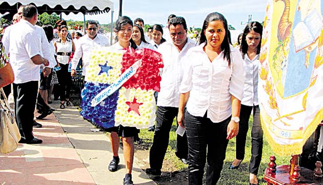 En Penonomé recordaron la labor altruista de insignes coclesanos.(Elena Valdez)