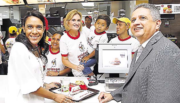 Venta del primer trío Big Mac.