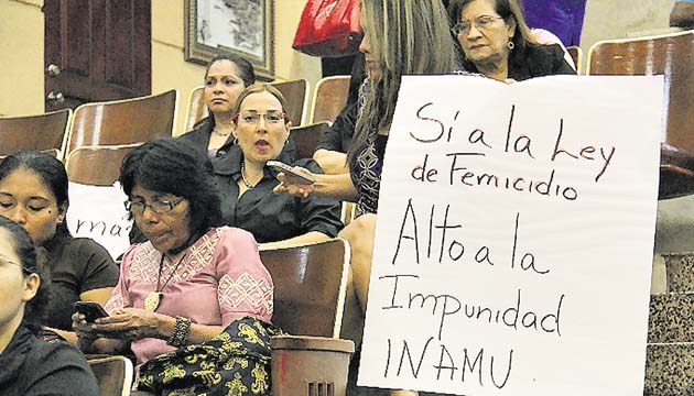 Día Internacional contra la Violencia de Género. El país ha logrado avances desde que se puso en marcha la Ley 82 de 2013, que tipifica el femicidio como delito y adopta medidas de protección a las víctimas.