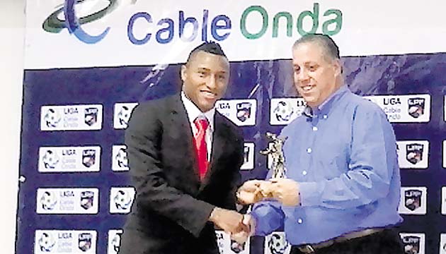Yairo Yau fue el gran ganador de la gala al llevarse dos premios