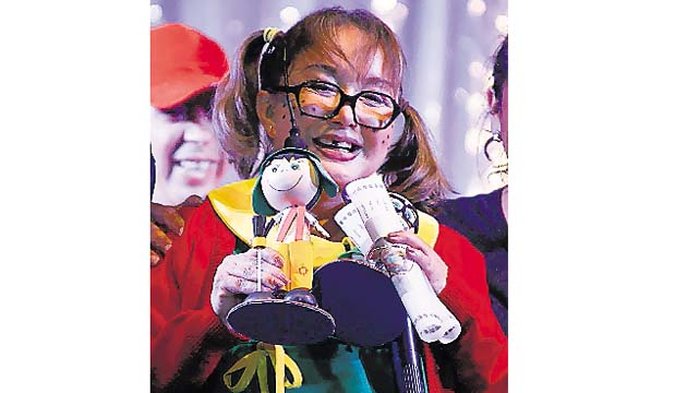 'La Chilindrina' lloró al recordarlo en uno de sus 'shows'.