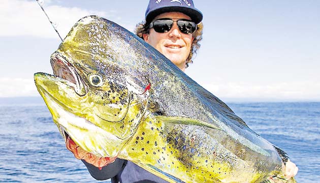 2. Los pescadores mostraban sus mejores pescas del día.(Guy Harvey )