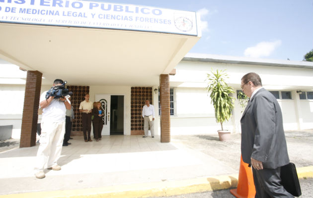 En el Instituto de Medicina Legal y Ciencias Forenses hay un déficit de 400 peritos.