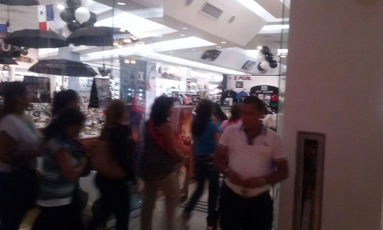 Black Friday Albrook. Foto/@Maite1805