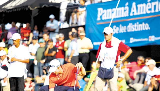 Carlos Ortiz logró la primera victoria de su carrera en suelo istmeño.(Anayansi Gamez)