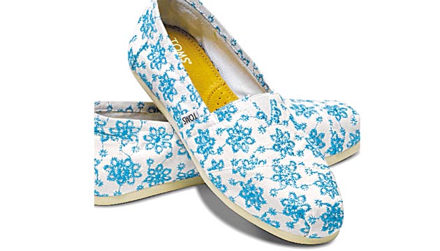 Alpargatas de la colección “Fall 2014”. Si regalas a tu madre un modelo de la marca, también estarás regalando unos zapatos a un niño que lo necesite.