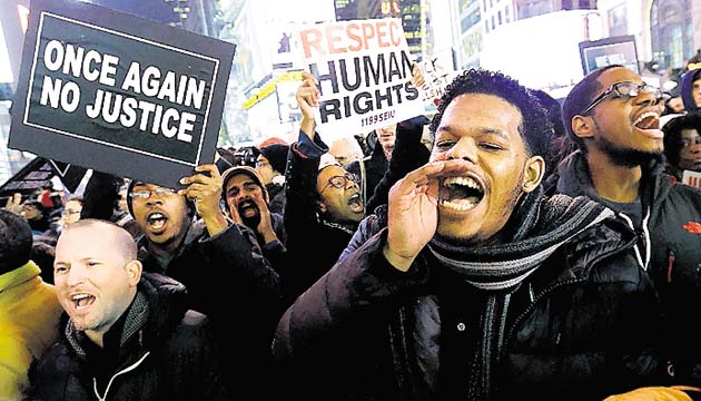 Manifestantes exigen justicia en Nueva York.(AP)