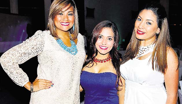 2. Anabel Juarez, Jiseth Córdoba y Kristal Rivera.