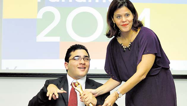 Juan Manuel Dolande Giráldez y Diana Mosquera, de Deloitte.
