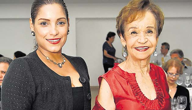 6. Minerva Salles y Chichita Ibañez.
