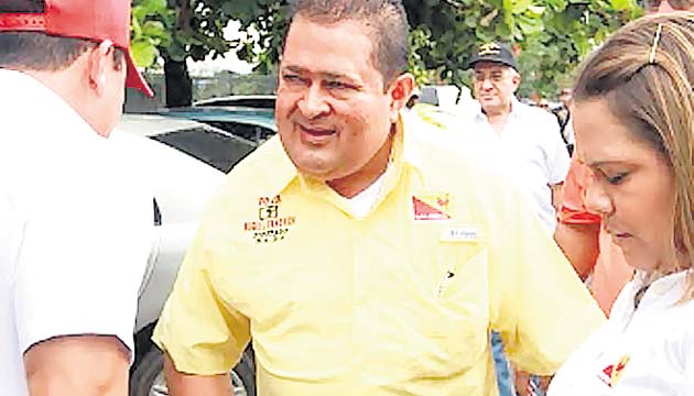 Miguel Fanovich: Nuevamente sacamos esa victoria, primero gracias a Dios y a toda esa gente humilde de los corregimientos marginados y olvidados que siempre he apoyado. Hemos tenido que luchar contra un Gobierno que nunca antes había hecho esto.