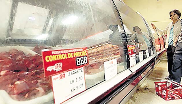 Con los 22 productos regulados no se logró el ahorro de los 58 dólares
