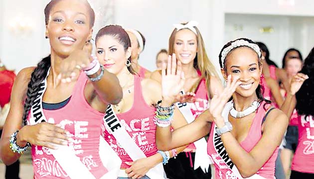 En la clase de zumba lució accesorios de Fabiola Bracho.
