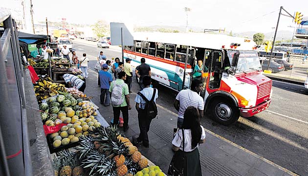 El Gobierno Nacional, en reiteradas ocasiones, ha sostenido a los transportistas y el pueblo en general que todo el proceso de transformación de transporte va a ser totalmente transparente y participativo. (Carlos Lemos)