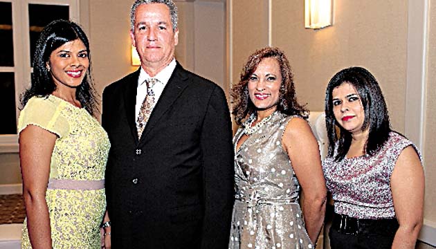 3. Rocío de Castillero, Alberto Castillero, Marilena Ayala e Ilka Jiménez.