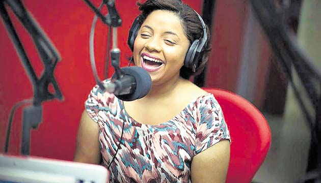 Olguita Reyna cree que la mujer debe ser capaz y segura. (Archivo)
