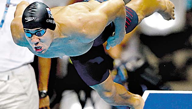 Edgar Crespo incursionará en los 200 metros pecho.(Archivo)