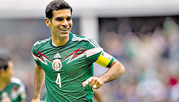 Uno de los mejores defensas que ha tenido México tampoco estará en Rusia. Pocos esperaban su presencia en Brasil, pero lo consiguió pese a sus 35 años. Los 39 serán una losa muy pesada dentro de cuatro años.