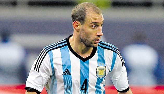 Acabó llorando en la zona mixta porque sabía que había jugado su último partido. El lateral derecho del Manchester City disputó contra Alemania sus últimos minutos en un mundial.