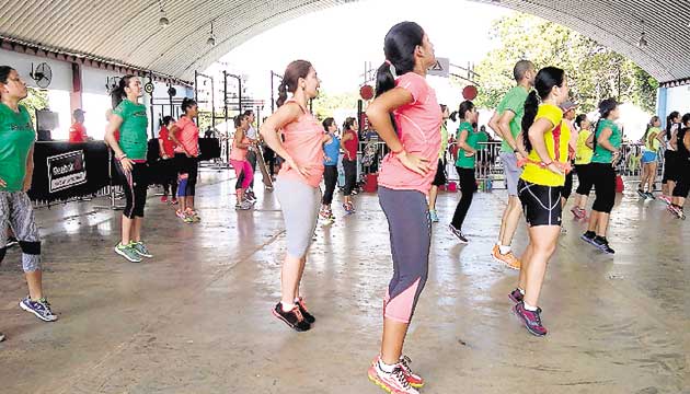 Para muchos la mejor forma de iniciar la rutina era a través del ‘Cardio Zone’, ejercicios completos en los que todo el cuerpo entraba en acción.