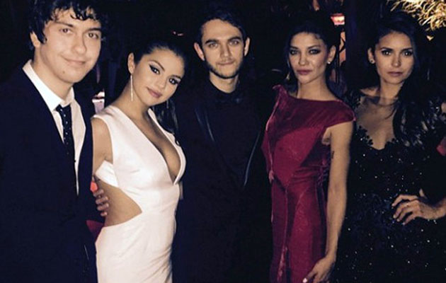 Selena y Zedd (centro) Instagram