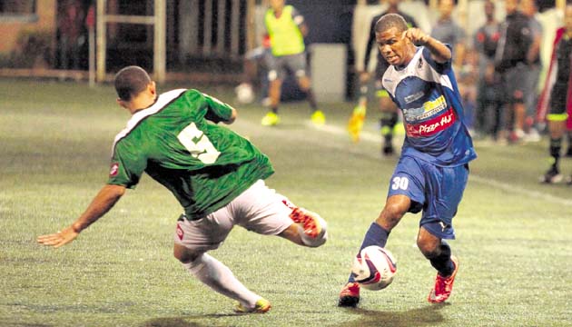 Árabe Unido demuestra ser, torneo a torneo, uno de los equipos económicamente más sólidos del fútbol nacional.(Anayansi Gamez)