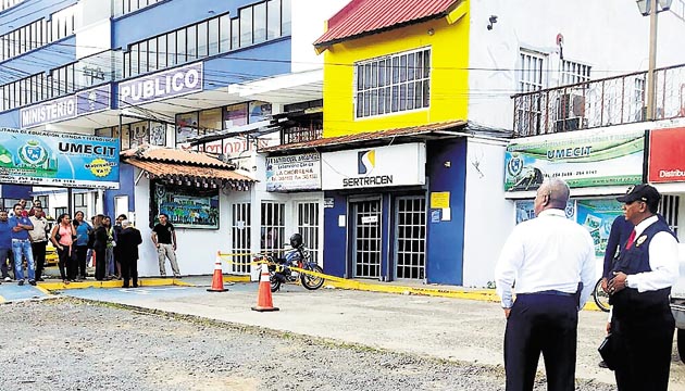 La Chorrera. Escena del reciente asesinato de un agente de seguridad.(Archivo)