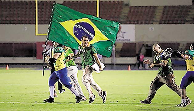 Brasil festejó una victoria algo amarga