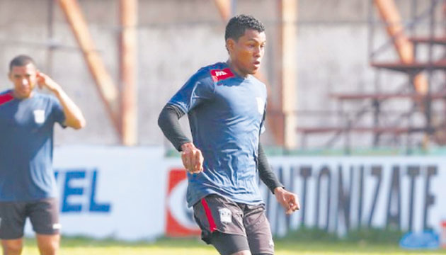 Camargo fue el héroe en el último partido del Águila.(Cortesía El Gráfico)