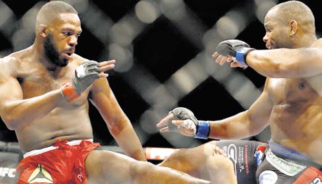 Jones fue el campeón más joven de la historia de la UFC.(AP)