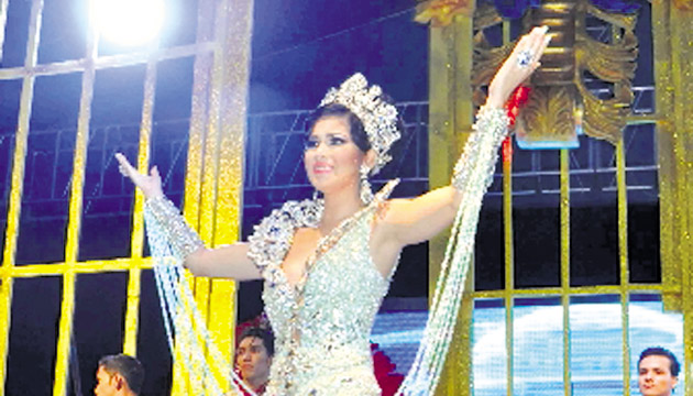 Elena Del Pilar.