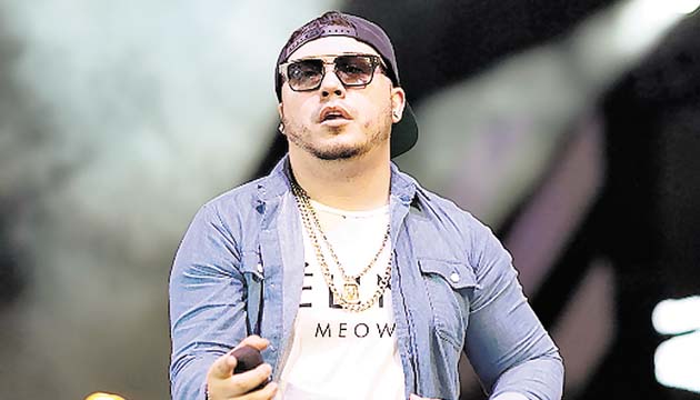 El puertorriqueño Jory arrancó suspiros.