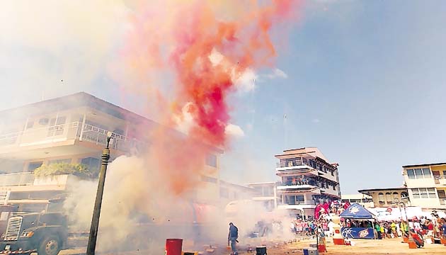 El topón, el fin de la fiesta.(Zenaida Vázques)