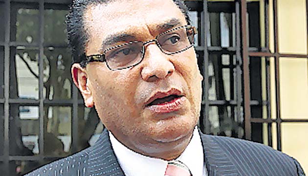 Ejecutivo está evitando llamar a asamblea constituyente