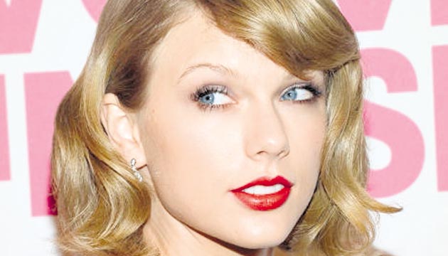 Taylor Swift apuesta por lucir su corte con ondas. (Archivo)