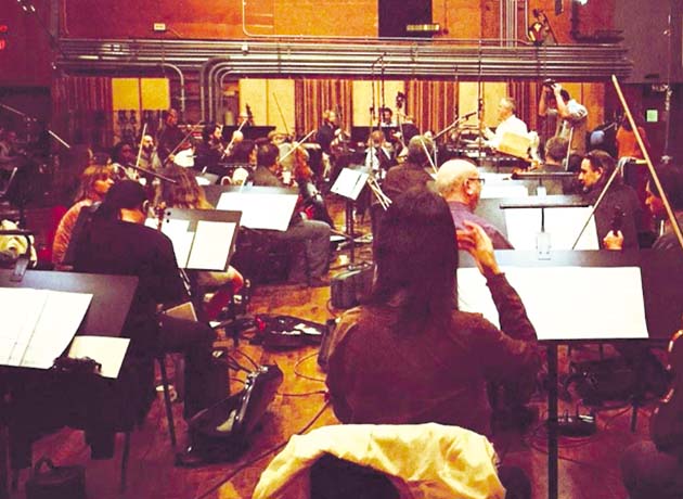 Muestra de las sesiones de grabación de la banda sonora.(Twitter)
