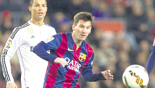 Cristiano Ronaldo y Messi (10) no fueron las figuras de esta jornada.(EFE)