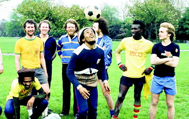 Bob, el fútbol y un amor como paso a la muerte 